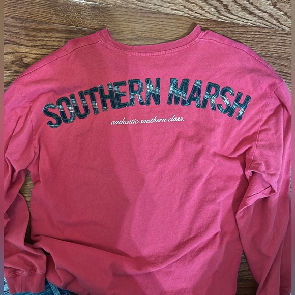Women’s medium Southern Marsh Long Sleeve T - Picture 1 of 3